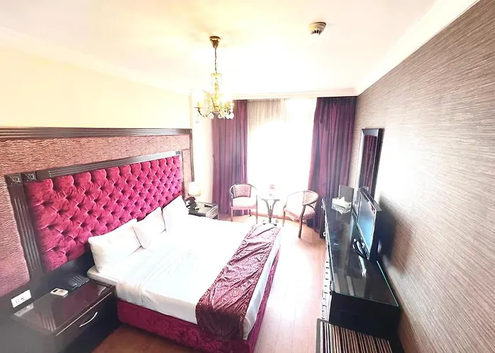 Presidential King Suite