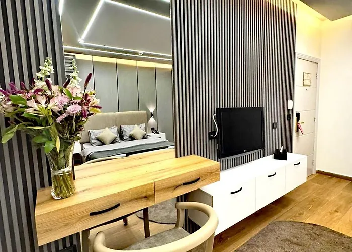 Superior Deluxe King Room
